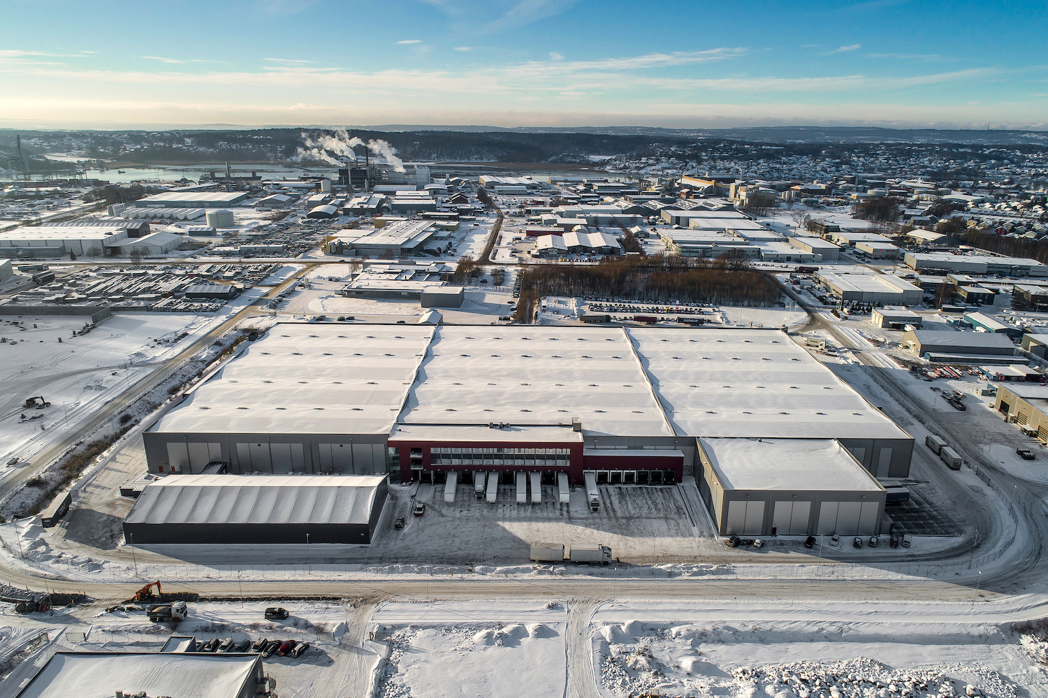 Round Hill Capital announces successful refinancing of its Nordic Logistics and Industrial Real Estate portfolio with new loan facility from a leading global insurance institution delivering value enhancing active asset management initiatives